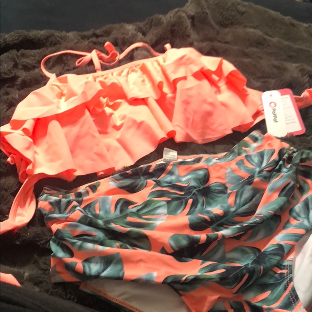 *NEW 2 piece swim suit